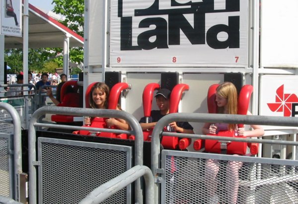7Playland0005.JPG